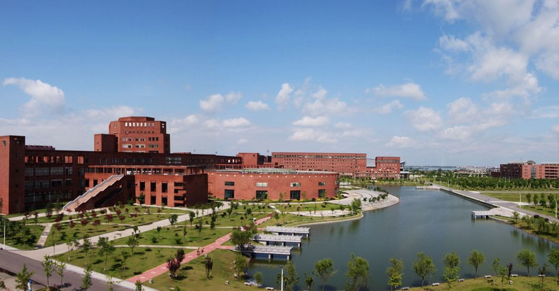 江西師范大學旭潔洗地機客戶案例-<a href=http://www.e3356.com.cn target=_blank class=infotextkey>洗地機生產廠</a>家
